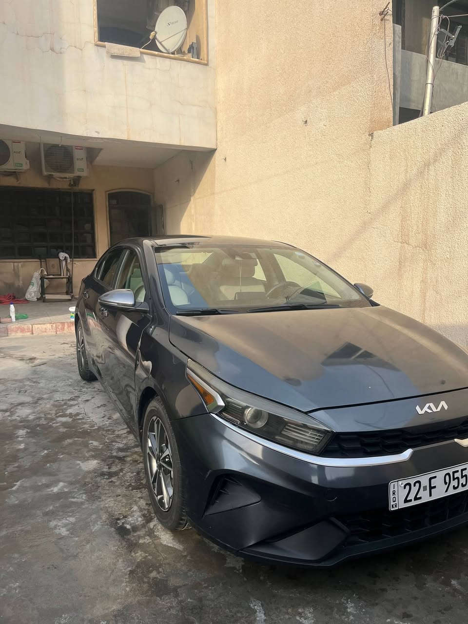 سلام عليكم سياره للبيع كيا فورتي ٢٠٢٣ حادثهة مثل ماموضح بلصور السيارة  ماشيه 40000 ميل وقابل للزياده السياره جاهزه مناقصهة شي كير محرك مكفولات السعر 143 وبيها مجال مكاني بغداد حي الخضراء *********** للاتصال واتساب
