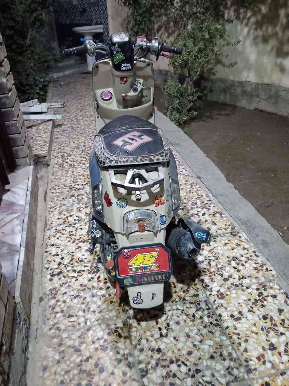 السلام عليكم ماكس بوليس للبيع الدراجه ما يحتاج اكتبلي كليشه عليها الدراجه كدامك مزوعه تزويد 

لاستفسار : ***********
