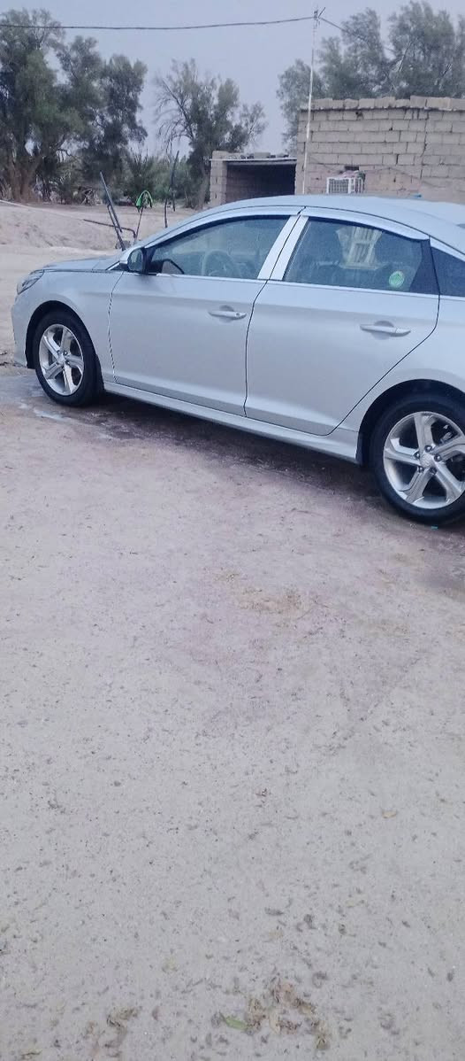 سلام عليكم سوناتا البيع وارد كوري سياره كفاله ضربه  وتبديل ومكينه وكير سياره جديده مو ديل 23 غاز خط واحد ستفسار تصل *********** سياره معلايه

