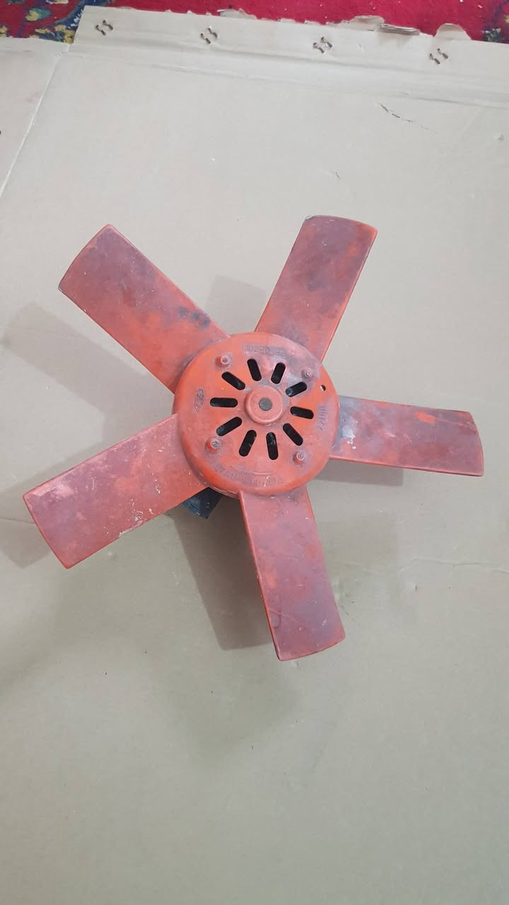 السلام عليكم 
للبيع 
غراض فورد سكوربيو موديل 1992
كلهن شغالات ١٠٠%
*********** واتساب 
يوجد توصيل 
مكاني ديالى/  يوجد توصيل
