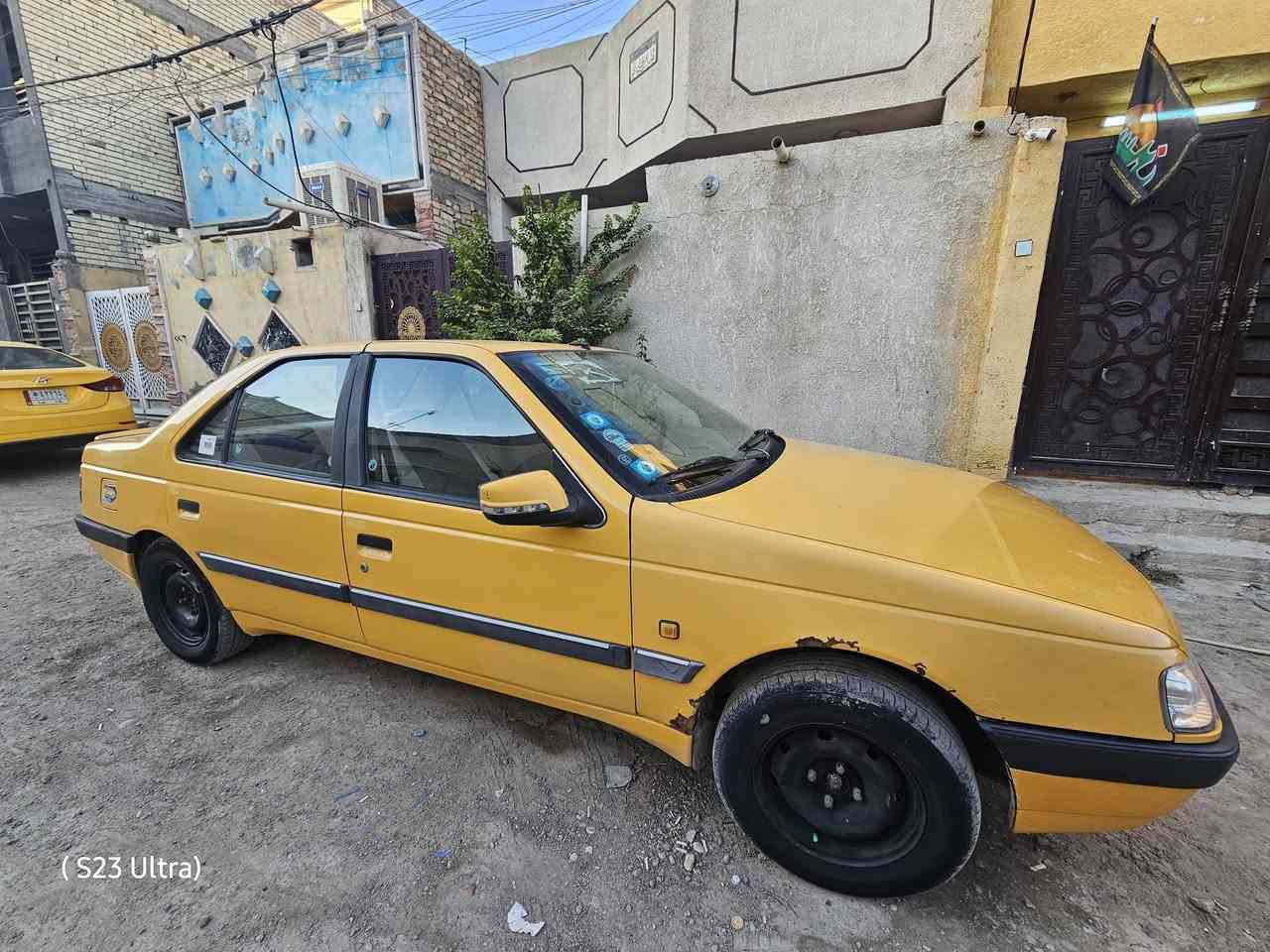 سلام عليكم
بيجو اكد 
موديل 2016 
رقم بغداد 
كير و محرك خير من الله
 صدر امامي خلفي خير من الله 
تبريد ثلج 🧊
كهربائيات كلهة شغالة 
السيارة مكفولة من الضربة و التبديل 
الچاملغ الايمن بي شوية خياس مثل مموضح بلصورة 
عليهة غرامة 100 الف 
السعر المطلوب 40 ورقة و بيهة مجال للشراي 
رقم الهاتف *********** الاستفسار واتساب 
عنوان السيارة بغداد التاجي قرب الجسر الدوار

