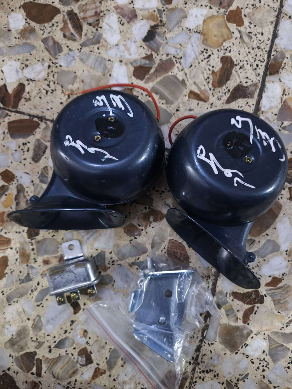 السلام عليكم هورن يوكن للبيع صيني محور اصلي
للستفسار ***********
