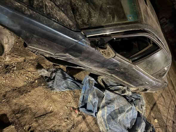 السلام عليكم 
BMW 1993 
740I 
السيارة ابيعة على وضعة مكلوبه صفحة وقمارة ... الصفحة الثانية سليمة  والدعاميات كذلك سليمات 
السيارة طافية 
كلشي مشروح بالفيديو 
***********
