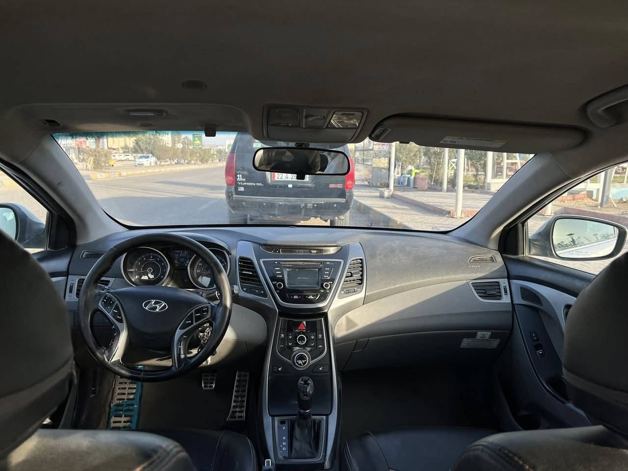 النترا 2016وارد امريكي بيها صفحه السايق مصبوغه بدون دواخل والقماره وقبق الجنطه جردن كلشي موضوح بالصوره ومكينتها بيها صوت السياره ب 78 وبها مجال ***********
