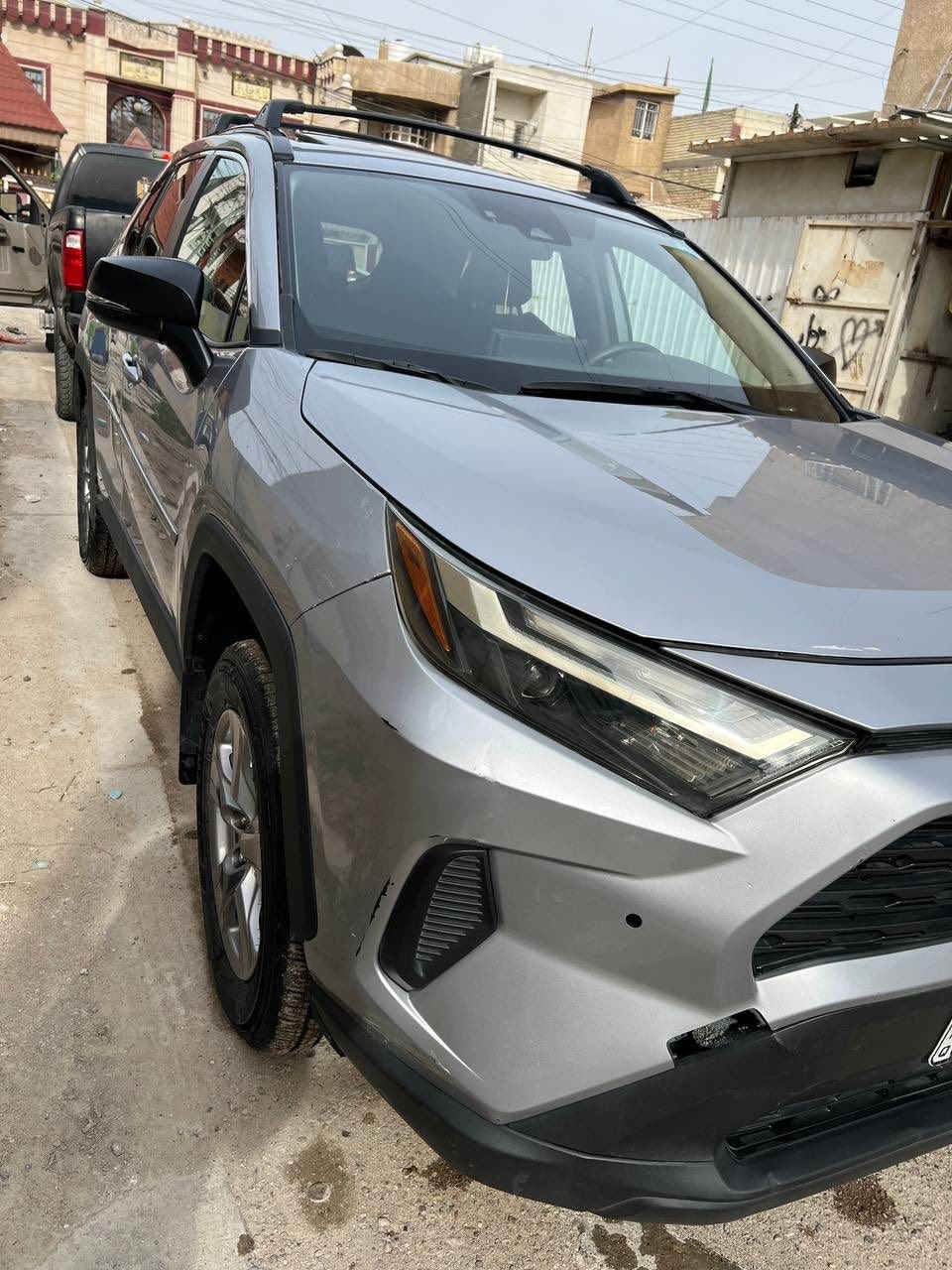 راف فورLXE
2024 وارد امريكي هايبرد +بنزين رقم بغداد
المسافه المقطوعه 34000كم الحادث في امريكا جاملغ فقط امامي ايسر وهنا صبغ بابتين اليسار +جاملغ الخلفي بارد بدون إيرباك بدون دواخل مكان سياره بغداد حي العامل ***********السعر 22500$
