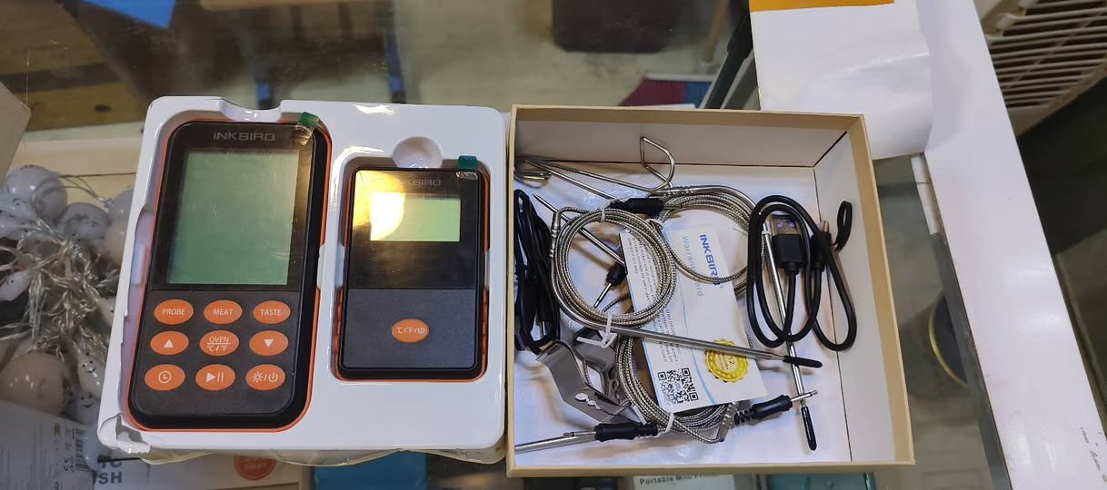 مقياس حرارة اللحوم اللاسلكي Inkbird IRF-4S القابل لإعادة الشحن.يتميز الجهاز بمدى إشارة لاسلكية يصل إلى 1500 قدم (حوالي 457 متراً).يعمل ببطارية ليثيوم قابلة لإعادة الشحن عبر USB-C، وتدوم حتى 40 ساعة من الاستخدام المتواصل.يتضمن جهاز الاستقبال مغناطيسات مدمجة لسهولة التثبيت، كما أنه مصمم ليكون مقاومًا للماء بمعيار


**إذا كنت صاحب هذا الإعلان وتريد حذفه لأي سبب، رجاءا أرسل رسالة إلى الدعم الفني**