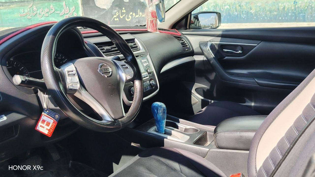 نیسان ئەڵتیما مۆدێل 2016 مواصفات s ئەمریکی
تەنها یەک چملغ بۆیاخی امریکایە بێ ناوگرتن
سەیارەکە بەخاوێنی ماوەتەوە تەنهه132هەزار ڕۆشتووە و بەصمەیە
شاشە زینون و کامێرای دواوەی هەیە 
نرخ 115$معاملە
کشن سایق کارەبایی
بەشەرتی گێڕومەکینەو بێ تەقەوڕەقە
کەمێک نەرمە تەرزەی هەیە
سەنەوی بەسەرچووە

ژمارەی پەیوەندی *********** السليمانية, العراق
