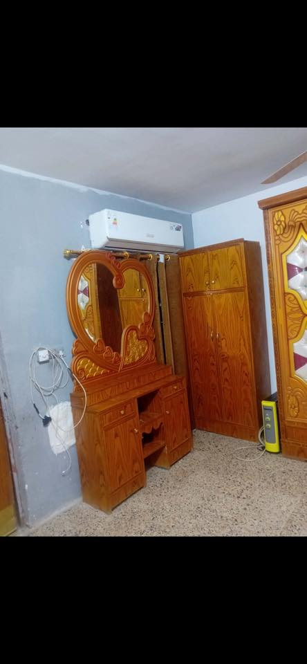 غرفه للبيع استعمال شي قليل ***********
