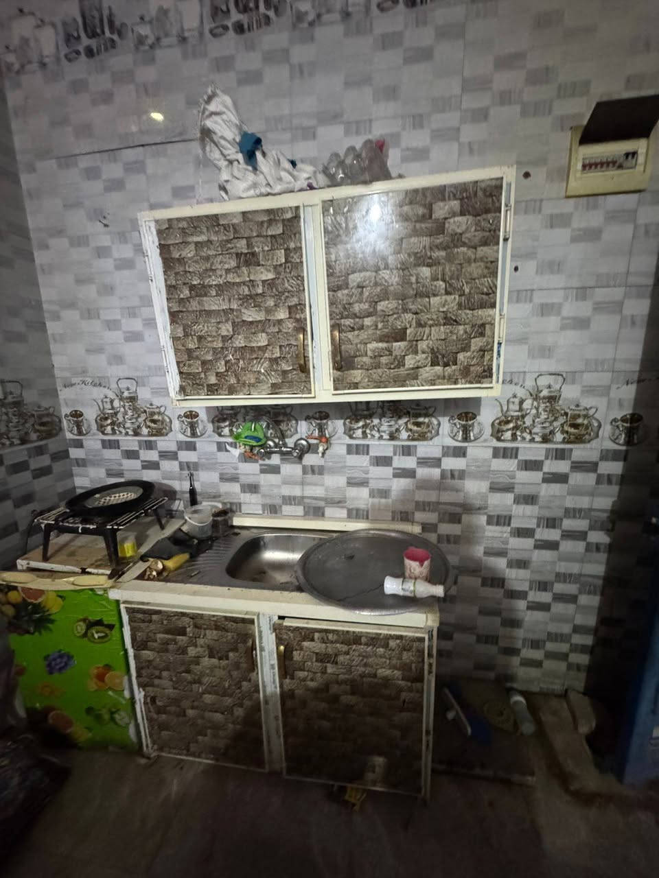 انواع الغراض المنزلية نجف حي الحسين خلف مطعم العزاءم مقابل هيئة الحج والعمره القديمه  ***********
