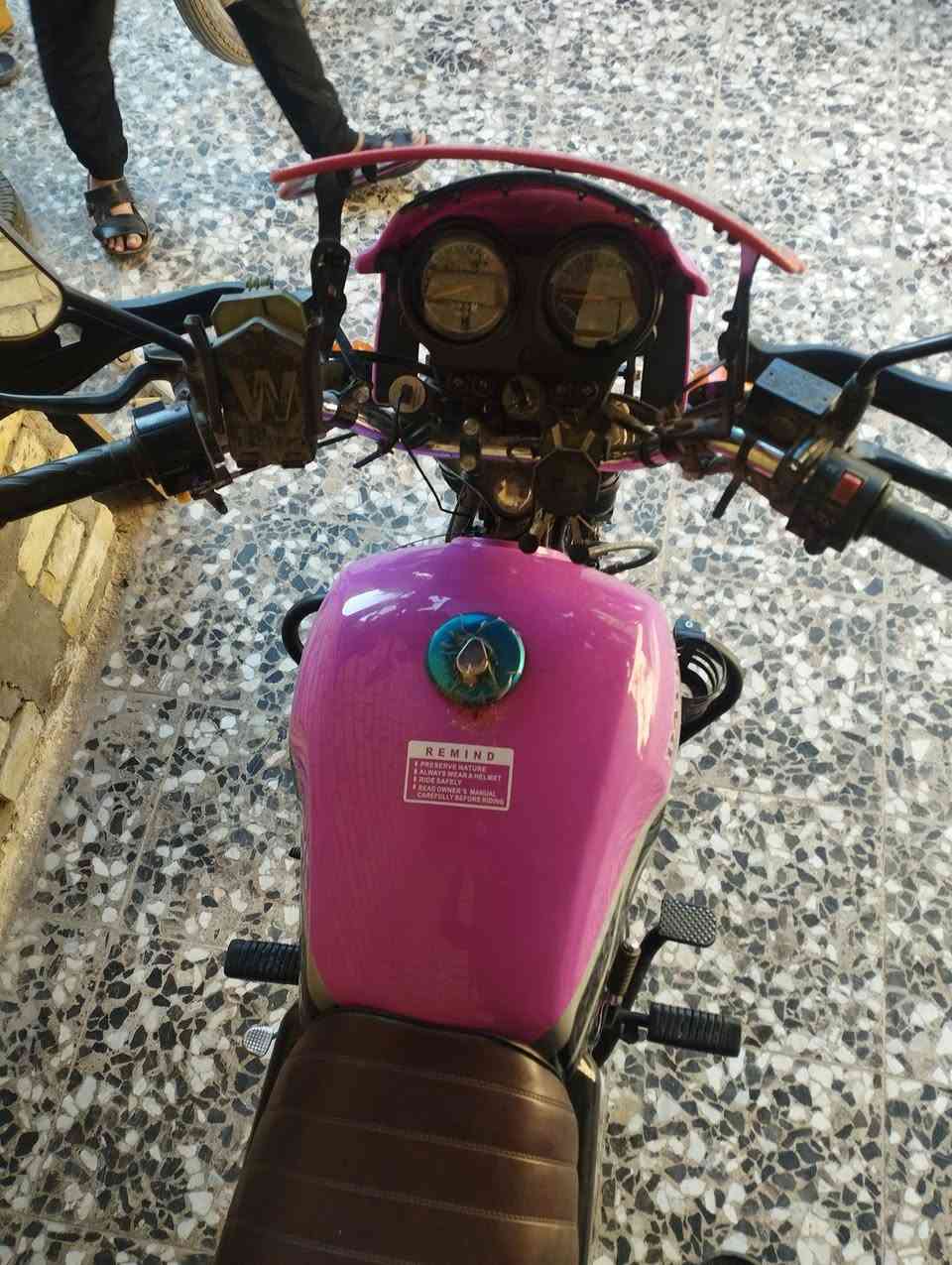 السلام عليكم دراجة دايون موديل 23 نازلة بل 25 شهر التاسع دراجة زيرو خير من الله  مرقمة اربيل مكاني بغداد سبع اقصور شارع ابو علي موجود خاص وهذا رقمي0772 762 7418
