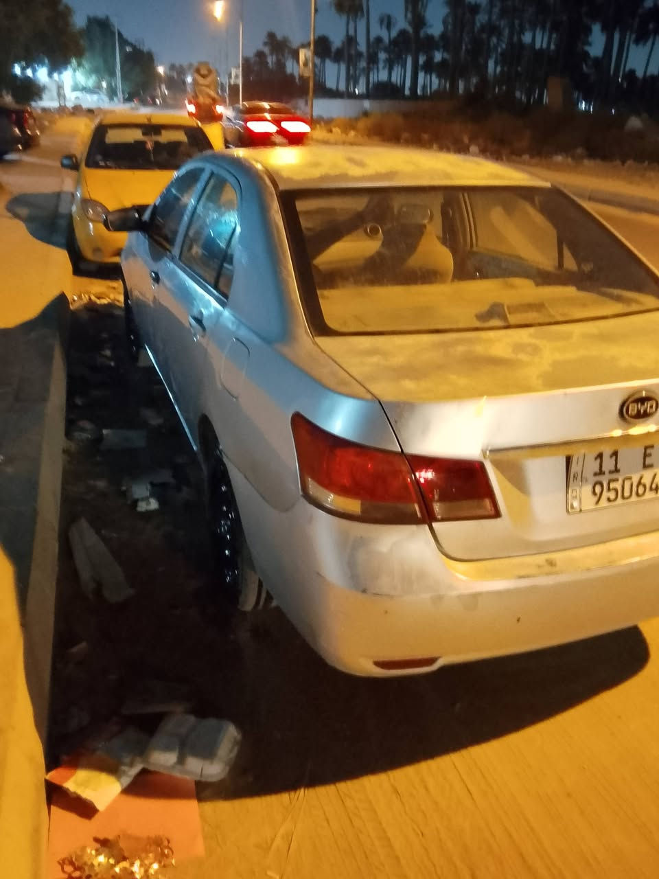 سلام عليكم بي وايدي موديل 13 كير عادي المرغوب كير مكينه تبريد تدفه مكفولات السيارة بدون التبديل ولا حادث بلاديه فقط صبغ بنيد اودوسات  السياره جاهز بيها بس مشط بنكد دهن حته اكون عل بينه سياره بسمي رقم نكليزي عارضه 55 ليحب يستفسر اكثر ***********
