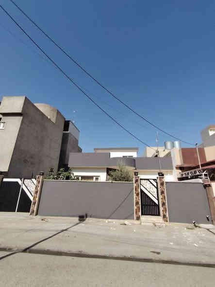 اني صباغ بيوت وحديد
ومانع رطوبه وتصليح جدار 
والسقف الثانويه اسعار مناسب جداً
عندك ستفسار اتصل الرقم  ***********  *********** واتساب  
داخل موصل تحياتي الجميع
