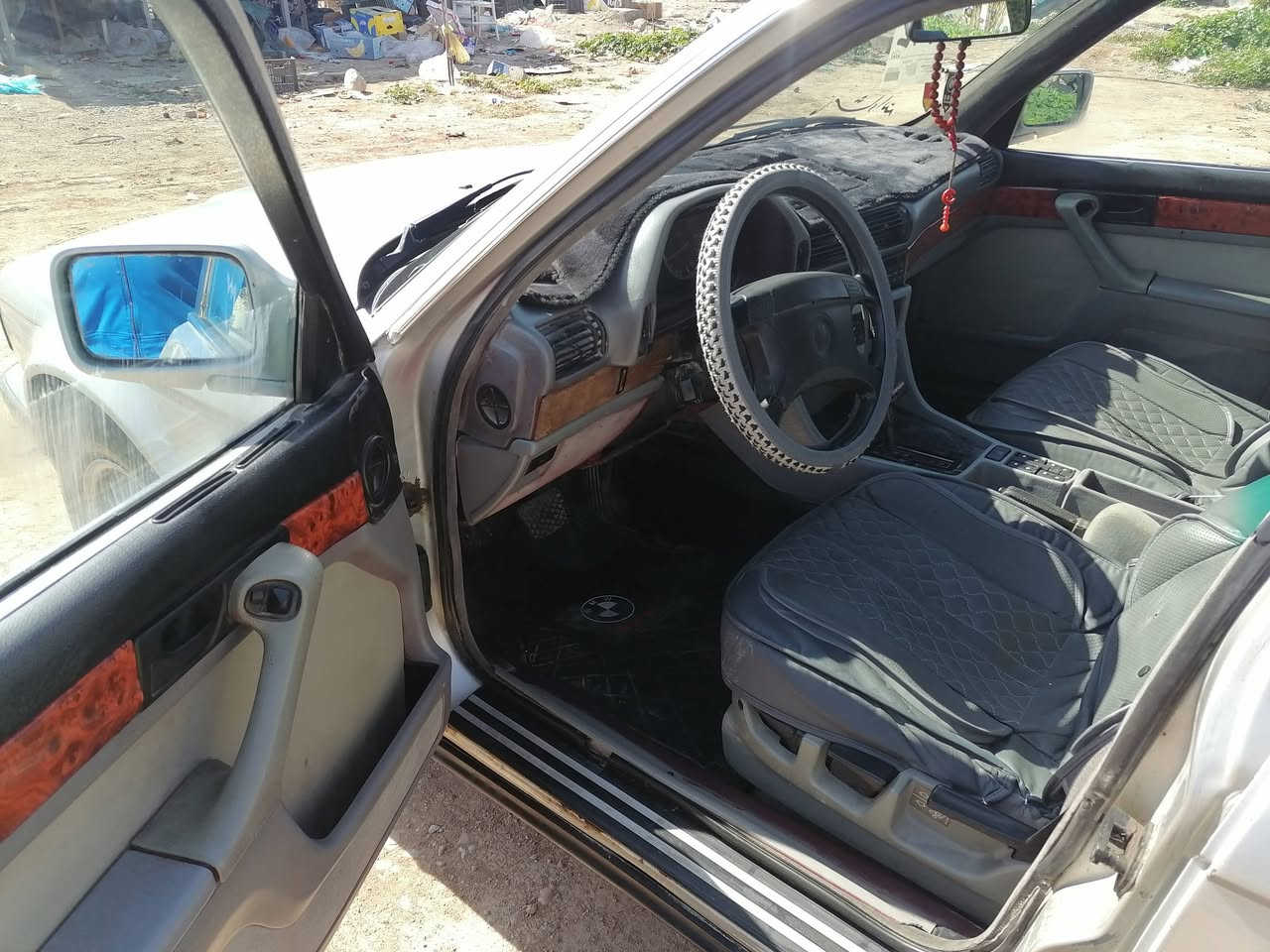 بي ام دبليو 730 موديل 92
رقم ديالى الجديد
تخم تاير جديد
صدر خلفي وامامي 80 بل 100
كهربائيات السياره جيد جدا
مكينه وكير بشرط
قبل أسبوعين بدلت كير حاويه
اربع جام كهربائي كلهن شغالات
سنترلك قفل مركزي كلهن شغالات
السياره كلش حلوه ونظيفه مابيها دعمه فقط مصبوغه للجماليه سابقا
سنويه بسمنه
السعر 45 وبيها مجال عنواني ديالى خانقين ***********
