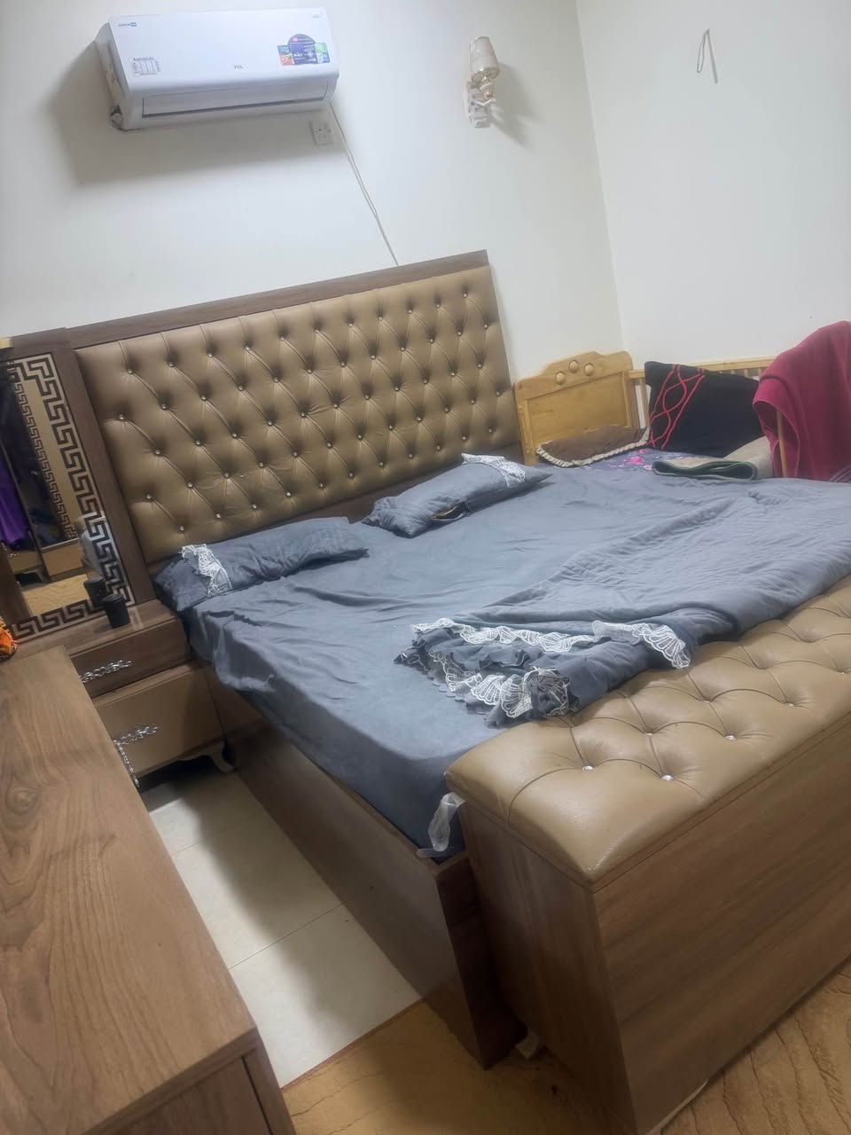 غرفه نوم 9 قطع ضخمه سعر 650 مكان سيديه بغداد, العراق


**إذا كنت صاحب هذا الإعلان وتريد حذفه لأي سبب، رجاءا أرسل رسالة إلى الدعم الفني**