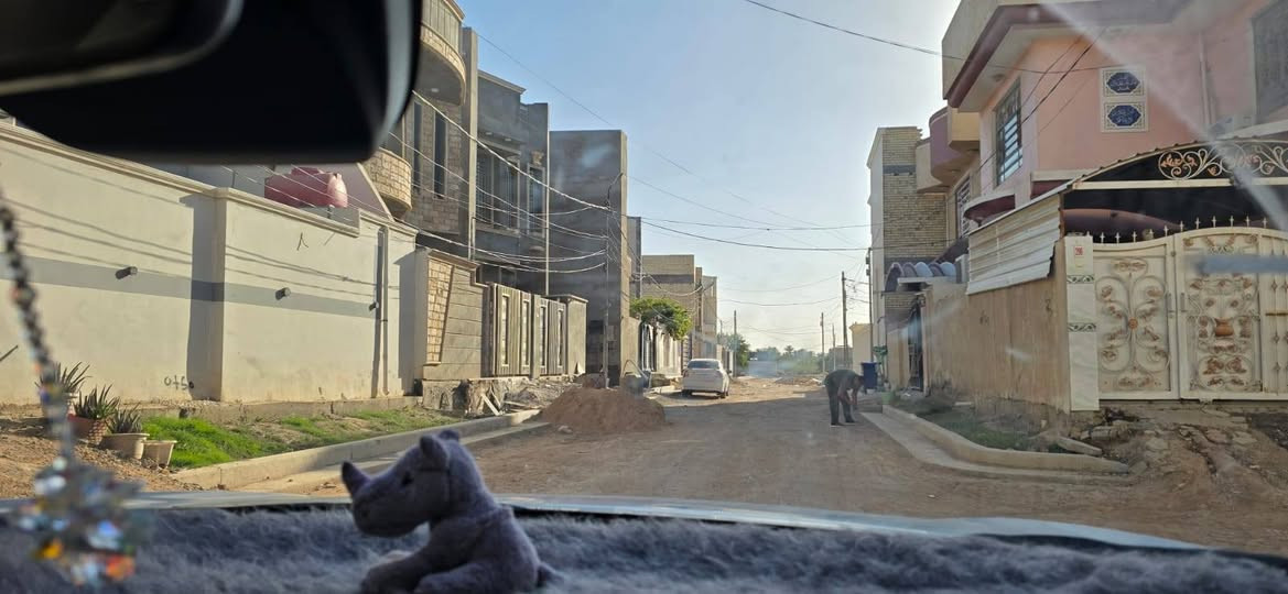 السلام عليكم
قطعة ارض للبيع طابو صرف الموقع الحلة الظباط ٢ مقابل معمل مرور بابل خلف مجمع القضاة 
المساحة ٢٥٠
واجهة ١٢.٥ نزال ٢٠
مميزات القطعة الاقرب الى شارع كربلاء والوحيدة بالفرع ما مبنية وعكس الشمس وبباب البيت مستقبلا فرع المنطقة مخدومة بالمجاري والارصفة باقي عالتبليط البيوت المبنية حديثة والجيران اسال بنفسك قبل الشراء السعر ٣٠٠ مليون والي يكول غالي عامل عالقطع الزراعية الي السند بي ١٠٠ شخص شوف بيش 
للاتصال ***********
