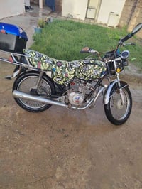 موطور للبيع سعر 200 قفل 07811586759