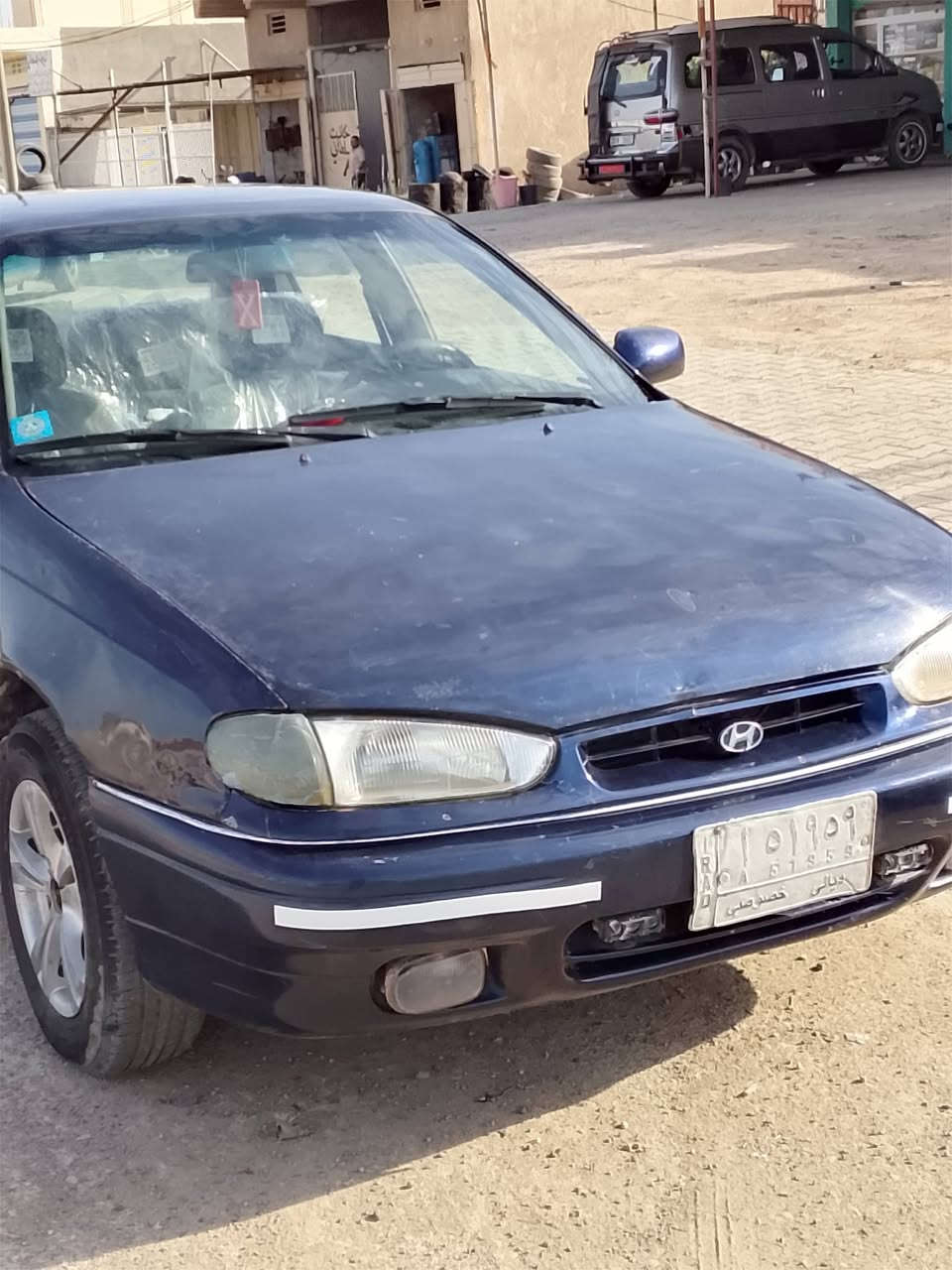 النترا ٩٤ شواصيه نضيفه تبريد تدفئه سنتر لوك كامله السياره اي نقص مابيه مكان السياره الخالص 
***********
