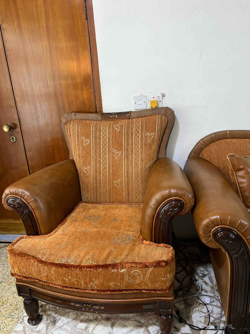 طخم للبيع مستعمل شي قليل سعر 350 وبي مجال ***********
