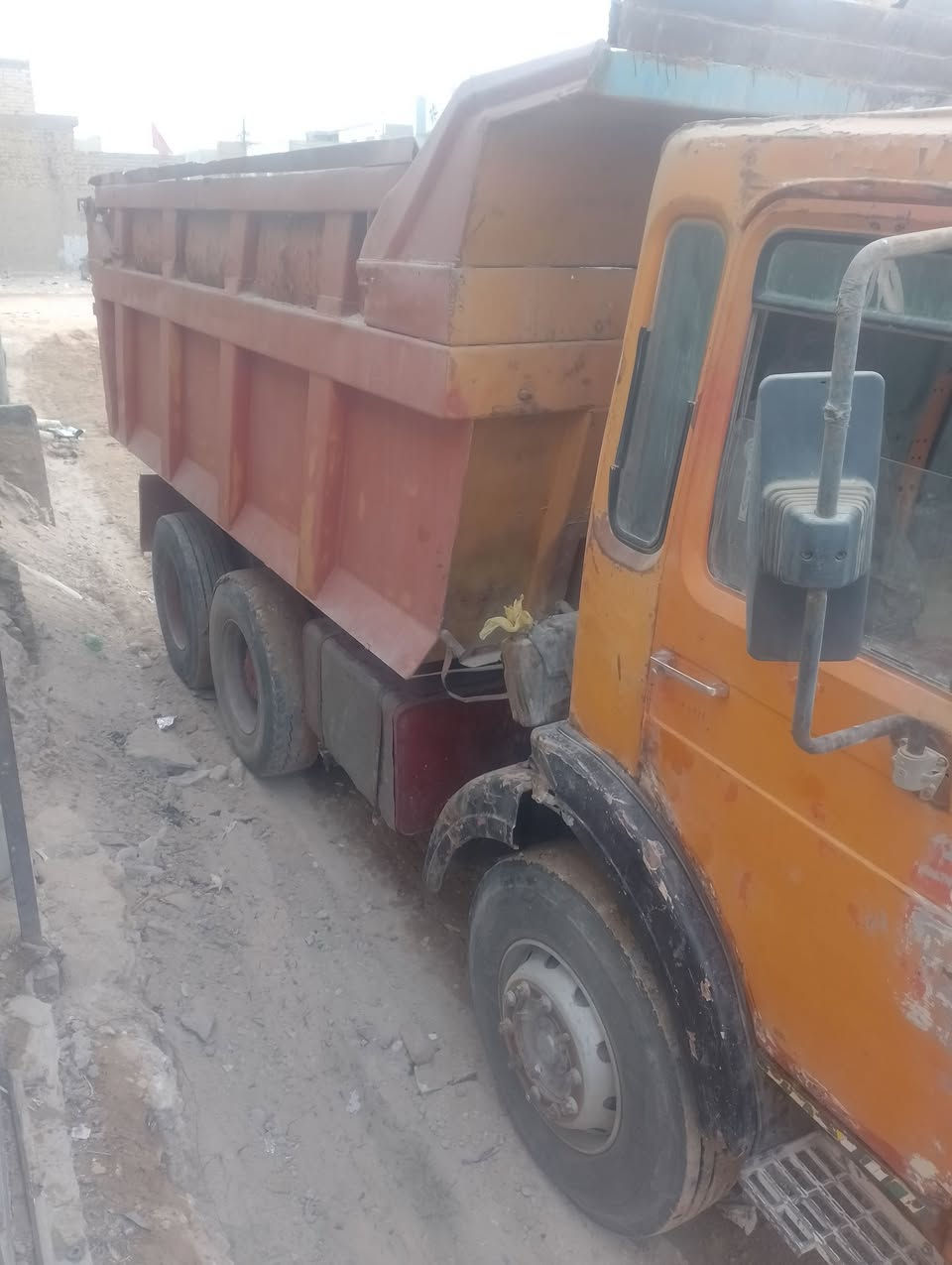 سلام عليكم مان للبيع مكينه البي 28 محسن كير البي 111 تخم تاير جديد سياره جاهز ومعمره   رقم صدامي مجموعه نص البي ***********
