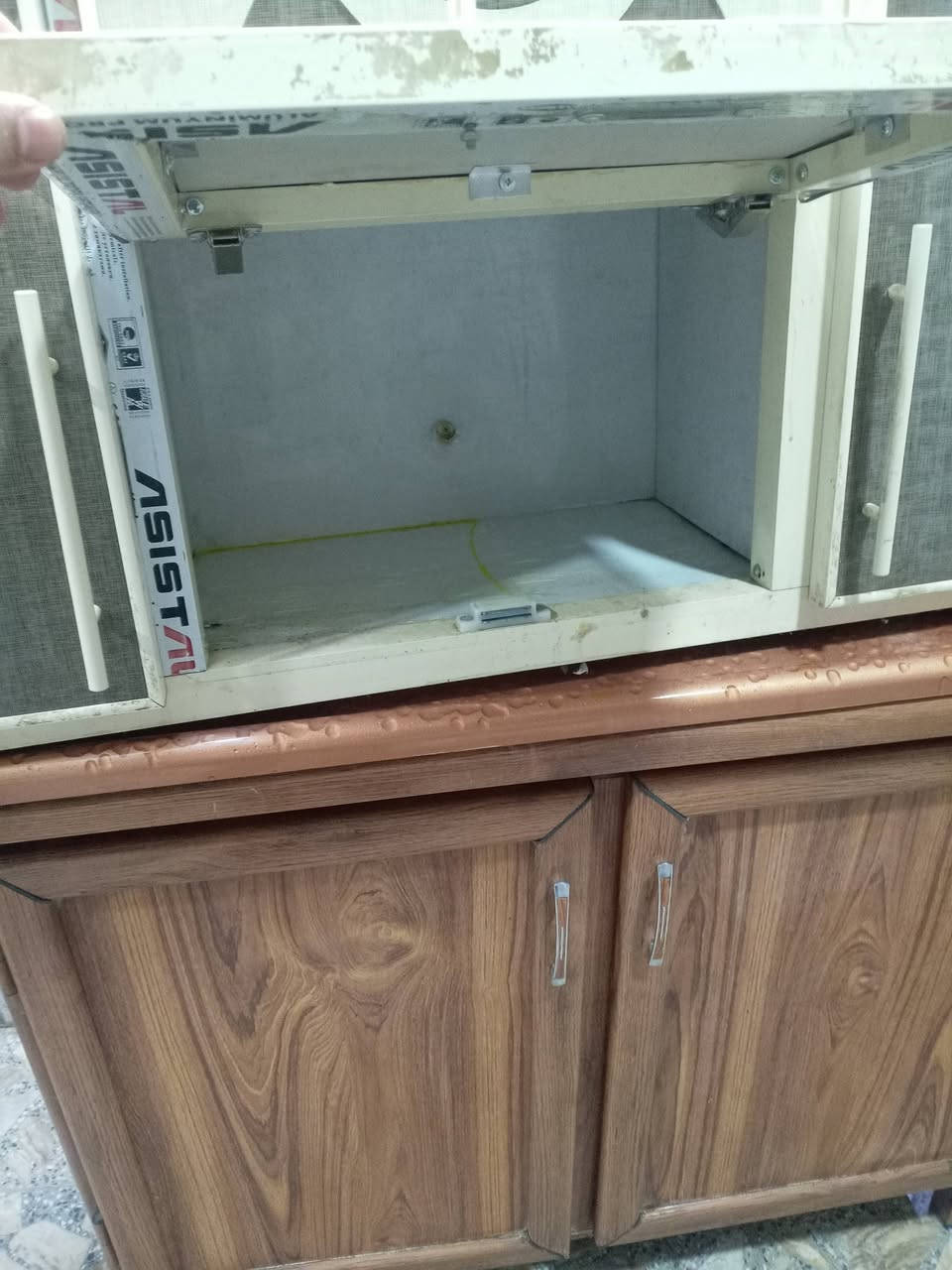 السلام عليكم تخم زان تركي 10 مقاعد كاونتر قطعتين مرمر مع جهاز تمرين مال جسم وغراض صالون مكاني بغداد اكو توصيل رقمي واتسب ***********
