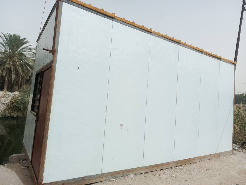 كرفان طولة 6متر وعرضه 3 والعلو 3 جديد تفصال صارلة شهر ونص من سويته الارضيه حديد وفوكاه بلايود ابو ال10 الاصلي شغل جديد كامل من باب وشباج وجام وكهرباء مسلك نقاط كهرباء واضائة مرتبه من كلشي وكلش نضيف سعر مليون و700 وبي مجال للشراي البصرة, العراق


**إذا كنت صاحب هذا الإعلان وتريد حذفه لأي سبب، رجاءا أرسل رسالة إلى الدعم الفني**