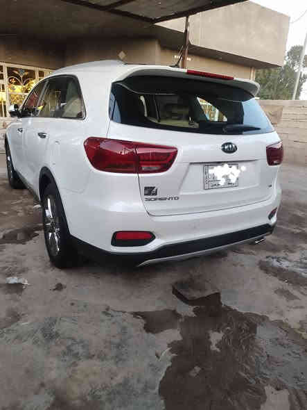 سلام عليكم سورنتو موديل 19 مكفوله كفاله عامه بيه سخط بصيط وبارد مامبين بصيط فقط سيارة حلوة ونضيفه تخم تاير كير محرك مكينه 6سنلدر كشنات كهرباء تبريد تدفئه مرايه شفط ويل كروم جنطه كهرباء فول مواصفات عده الفتحه تحويل ثاني يوم العنوان كوت شيخ سعد الستفسار عل ***********
