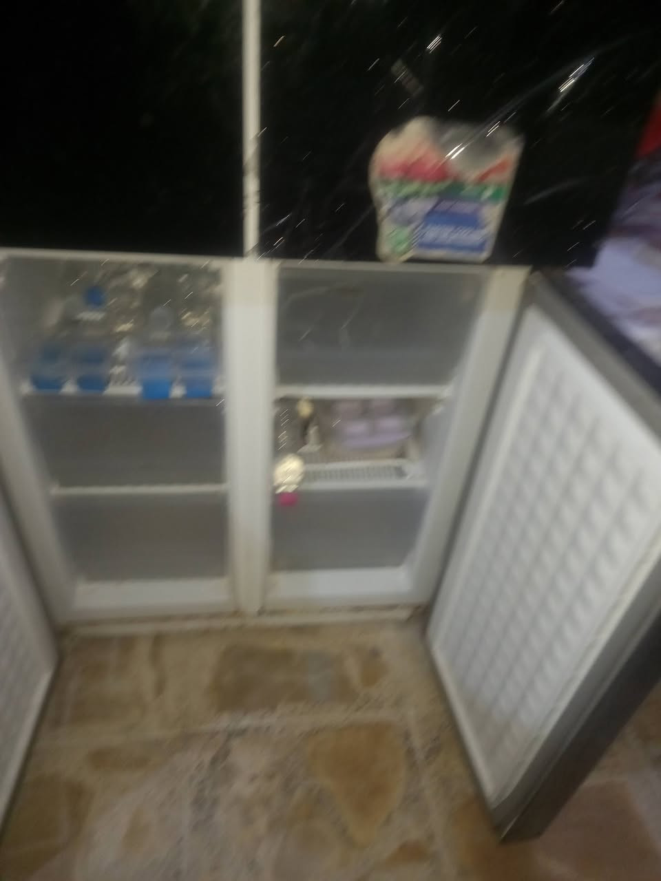 ثلاجه  ٤٥٠  مكان بياع


**إذا كنت صاحب هذا الإعلان وتريد حذفه لأي سبب، رجاءا أرسل رسالة إلى الدعم الفني**