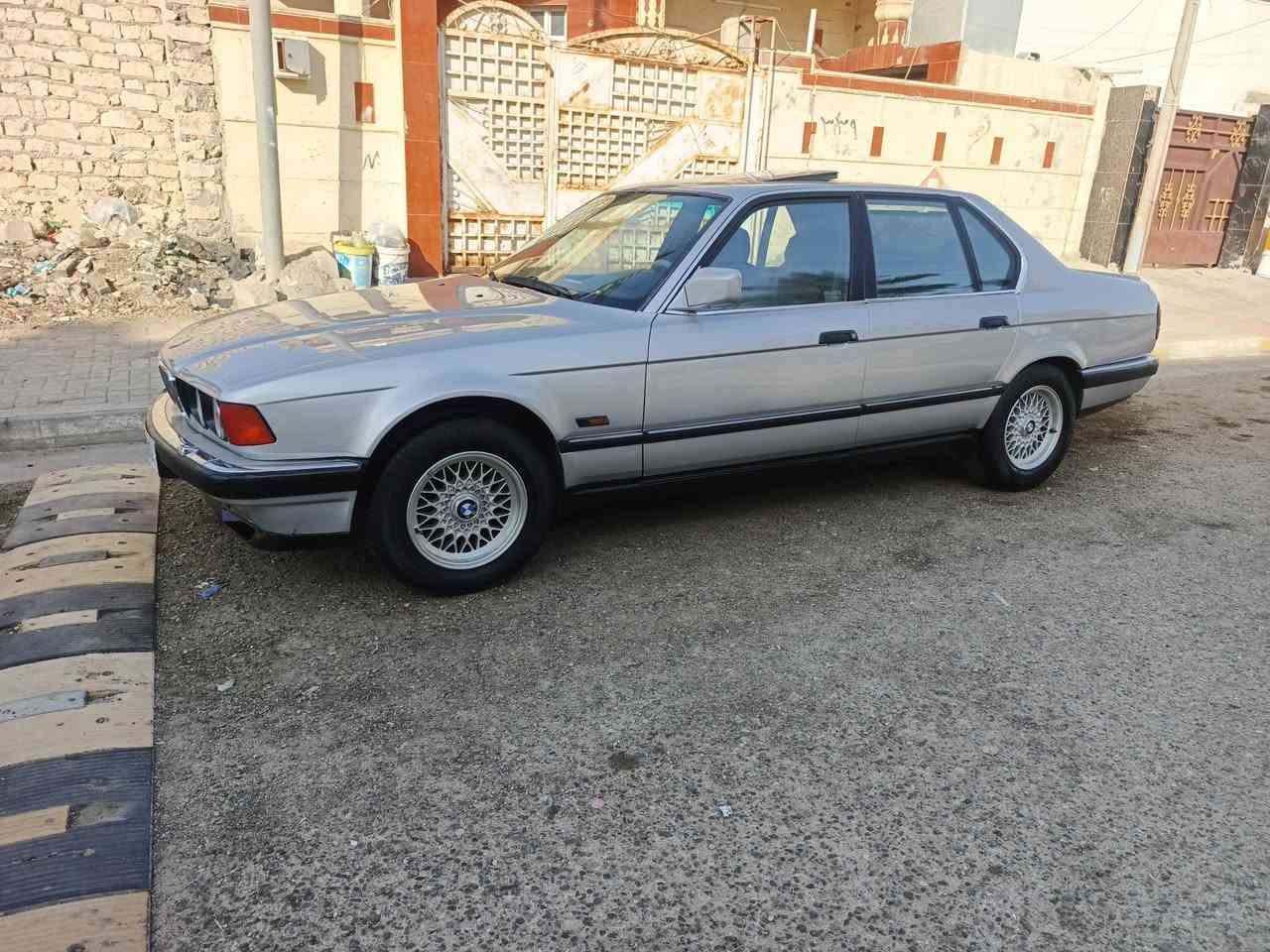 للبيعBMW حجم 730 محرك 8V تبريد ثلج دبل جام  جكات موديل 93 صبغ جماليه  محرك كير صدر كفاله السياره جاهزه منقصهاا شي رقم بغداد باسمي سنويه وهزه جديده 
***********
