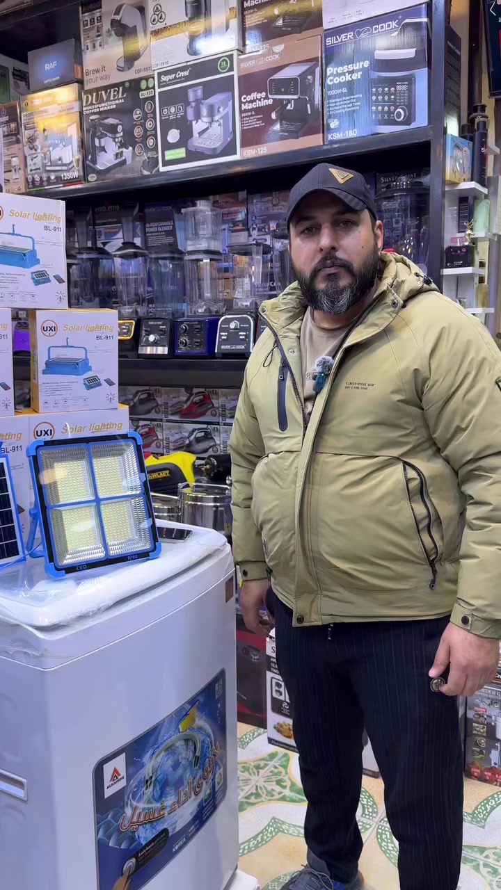 لايت شحن طاقه شمسيه و كهرباء
50واط سعر 20 الف توصيل 5 
100واط سعر25 الف توصيل 5 
200 واط سعر 30 الف وتوصيل 5
يصير باوربنك شحن موبايل 
يحتوي على 400 عدسه 
متوفر توصيل إلى جميع محافظات العراقيه
العنوان الديوانيه شارع المواكب مجاور حسينية ام البنين
***********
