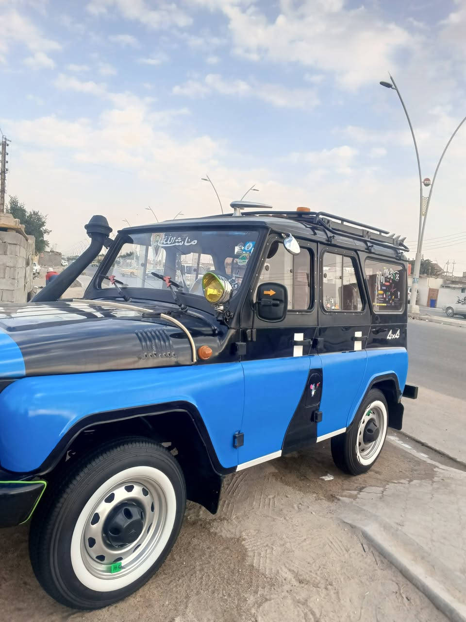 السلام عليكم للبيع واز موديل 2017 السياره كامله علئ اخر حبايه مكينه وكير ونجي بالباكيت السياره خير من الله كفاله عامه بلاد لاصبغ ولامعجون رقم بغداد بليته تبريد شغال***********
