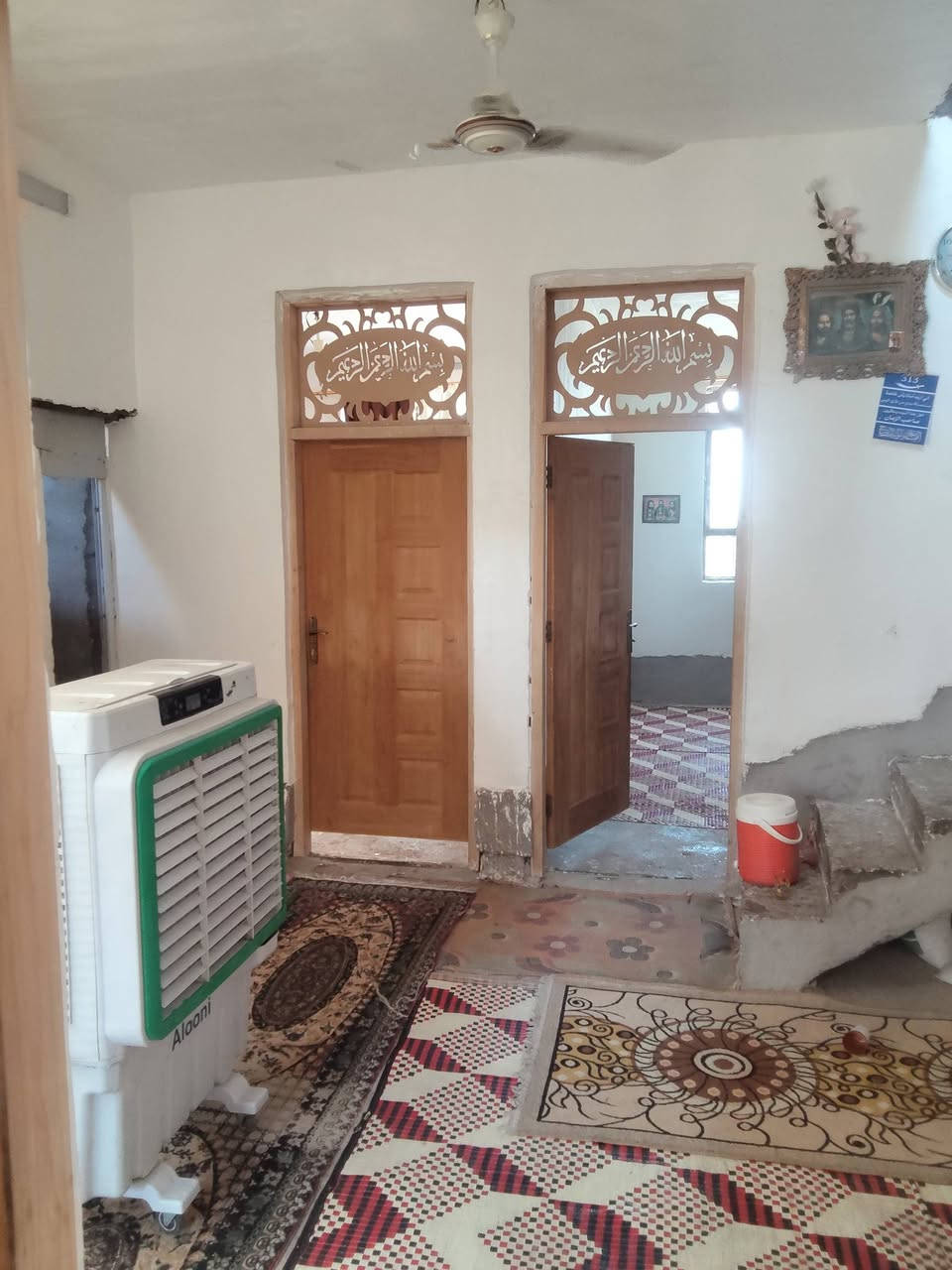 دار للبيع المحموديه حي المرتضى گاع جواهر زراعي سند 25 مساحة 150متر استقبال 6×3.5
غرفتين الغرفه 5×3.5 
الصاله 3.5×5.5
ترك على طول البيت متر وعشرين 
منور جانبي 2×1.5
حمام داخلي 1.5×1.5
مطبخ 3×3.5
صحيات خارجيه 
ساحه خارجيه 3.5×5
السعر المطلوب63مليون ويي مجال بسيط
***********
