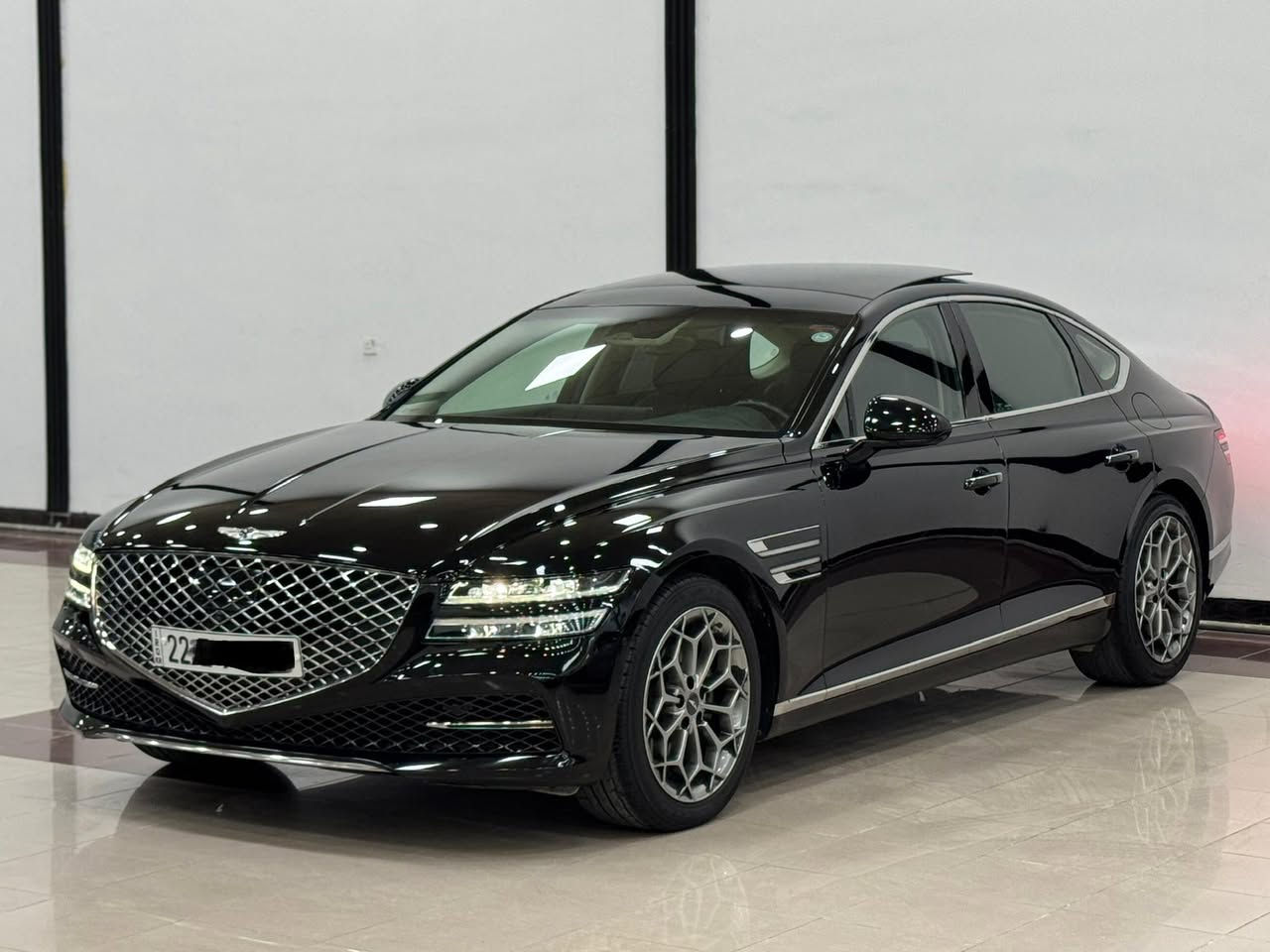 ❤️‍🔥للبيع❤️‍🔥
‏                  ⚔️Genesis G80 ROYAL ⚔️

💰💰سعررر مناسب جداً🔥  ٢٨٥ ورقة و مجال بسيط

📍مكان السيارة :- بابل -حلة

للأستفسار اكثر☎️⬇️
اسيا:- ***********

الموديل :- 2022 
المحرك :- 4 سلندر 2.5  توربو 
القوة الحصانية:- 300HP
العداد :-56 الف ميل 
❌الضرر :- جاملغ امامي جهة سكن صبغ
وبنيد اصلي 

المواصفات ⬇️ ( فول فول اعلى فئة)
:- بصمة 8 دكم 
:- تشغيل عن بعد
:- ابواب شفط (Soft Close )
:- مساج الظهر كشن السائق 
:- انارة LED داخل المقصورة 
:- تحريك السيارة الى امام والخلف عن طريق الريمونت
:- صندوق جك كهربائي 
:- بردات جانبية 
:- بردة خلفية كهرباء 
:- كشنات ديزاينو 
:- ستيرن كهرباء + هيتر
:- 5 وضعيات قيادة ( Eco - Comfort - Sport - Costuom )
‏:- Auto Hold
:- شحن وايرليس
:- سستم سماعات Lexicon
:- كاميرات جانبية تشتغل مع الاشارة داخل العداد
:- كاميرا خلفية
:- بانوراما
:- شاشة كبيرة
:- كيجات ديجيتال
:- رادارات امامي وخلفي وجانبي
:- كشنات جلد + كهرباء 
:- كشنات تدفئة + تبريد
:- 5 كاميرات 360 درجة 
:- حساسات امامي وخلفي
:- نظام تحديد المسار 
:-  وبعد بيها مواصفات المعروفة 

ملاحظة :- كير ومحرك وصدر وكهربائيات كله بشرط
