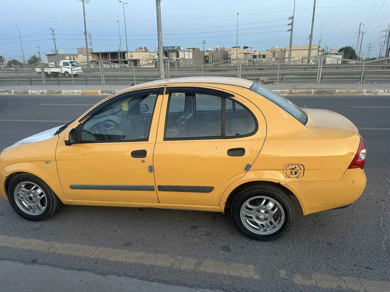 سلام عليكم 
طيبه 2015جاهزه  من كلشي 
كير مكينه حداديه مصفره هيئه وغرامات 
رقم بغداد انكليزي مداور ثاني يوم
عنوان كربلاء 
السعر 38
***********
