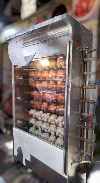 سلام عليكم رجعنالكم دجاج السيد بحلته الجديده داخل المطعم مستعدون لتجهيز لجميع المناسبات
*********** يوجد خدمه توصيل
