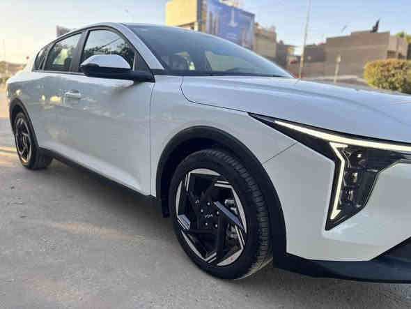 السلام عليكم كي 4 زيرو بسمي مراوس بسياره اقل مكانها بغدا***********
