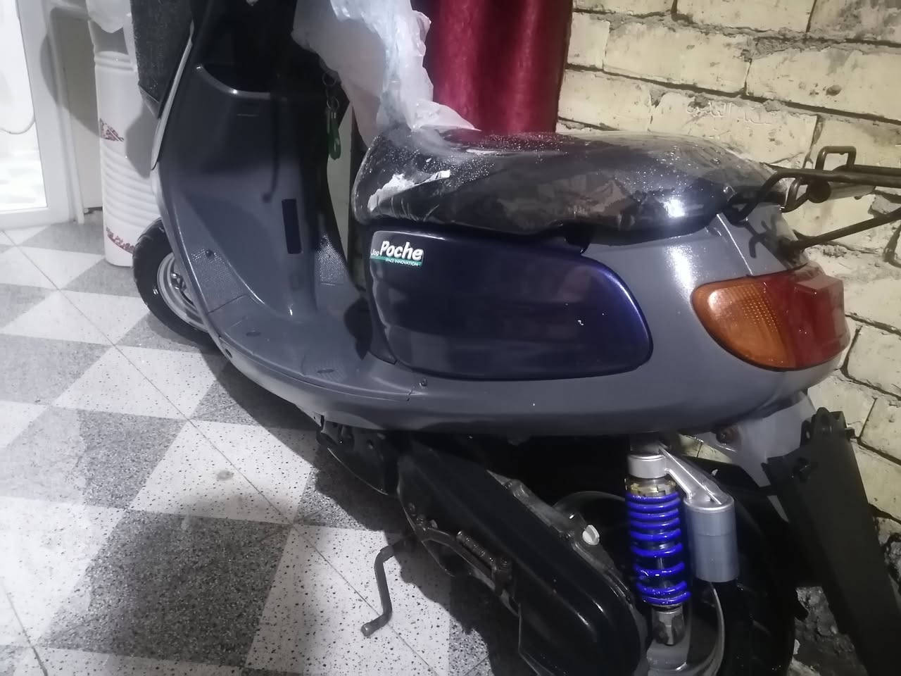 دراجه منغولي نضيفه مال حاويه جاهزه بلادي ما مفتوحه كله شغاله قفل كسن كله شغله ناعمه شلعه قويه جاهزه من كلشي قفل جنطه قفل ستيرن سعر دراجه 500بيه قليل  مجال شراي كون تصل على رقم بل خدمه *********** مكان كربلاء الحر
