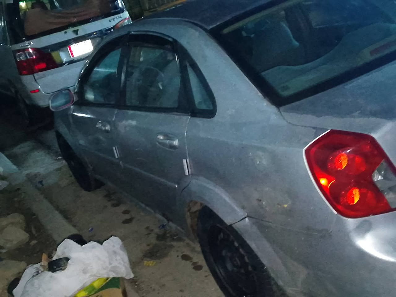 سلام عليكم للبيع   اوبترا يرادله ترتيب موديل 2005كير عادي كير محرك زينات المحرك اول مشغل تطلع دخانه وتكطع تفتح القبق مال دهن ماتطلع قطره دخان يعني لاستيك ولف ب 120كامل بس ما سويته تبريد شغال عوزه بس غاز  صدره نص عمر لاحد يخابرني ويكلي امسح المن شور ياهواليجي تعجبه صير قسمته رقم ديالى بسمي تحويل ثاني يوم مشروع وطني *********** مكاني بغداد البياع الشرطه الرابعه سويب السعر 39وبيه مجال حك الجيه
