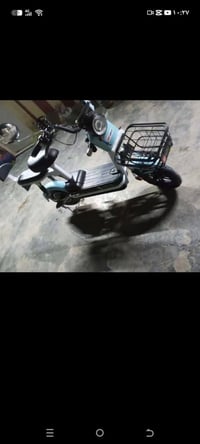 دراجة شحن نضيفة للبيع السعر 250  غير متواجدين ع فيس 07732137490