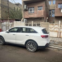 سورنتو 2016 خليجي 6 سلندر صبغ باب السايق اثر شخوط  بدون حادث كفاله بصم...