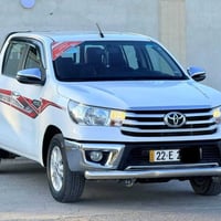 تويتا هايلوكس 2023 ناصي ساز فول موصفات  مكفوله من كلشي عدا طخه بدعاميه...