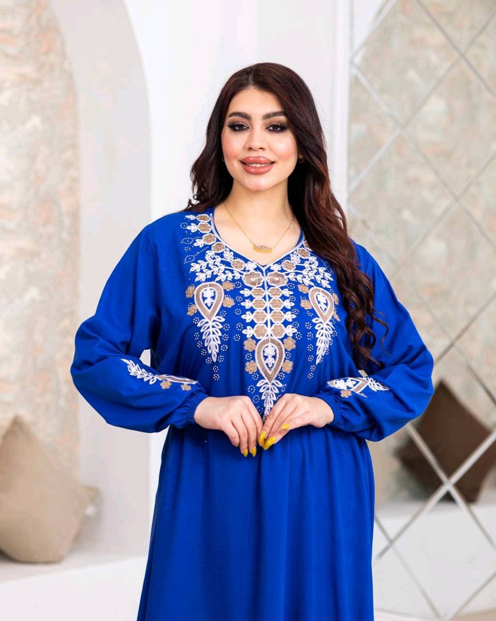 😍#جديدنا_وصل😍

 دشداشه  نسائي  مخور 🥰 
تطريز+ ستراس 

#الخامايه_قطن_مراسي_مصري

القياس.   2x 3x 
التوصيل بغداد 5 🚗🚗🚗
المحافظات.  6 🚌🚌🚌
للحجز والاستفسار واتساب ***********