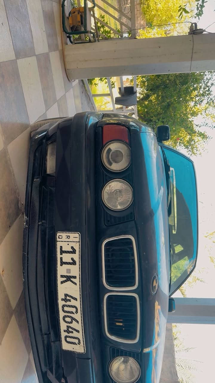 BMW موديل١٩٩٣ رقم بغداد دولي باسمي السياره جاهزه من كلشي نقص فقط ربط لمنضومه تبريد يعني سويت ادامه ومربطت منظومه التبريد حداديه كهربائيات كير مكينه كله كفاله مكاني بابل للاستفسار الاتصال على***********
