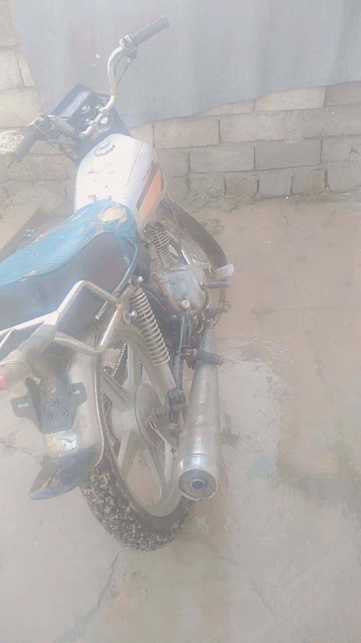 ماطور للبيع سعر 175 وبمجال للطيبين ***********
