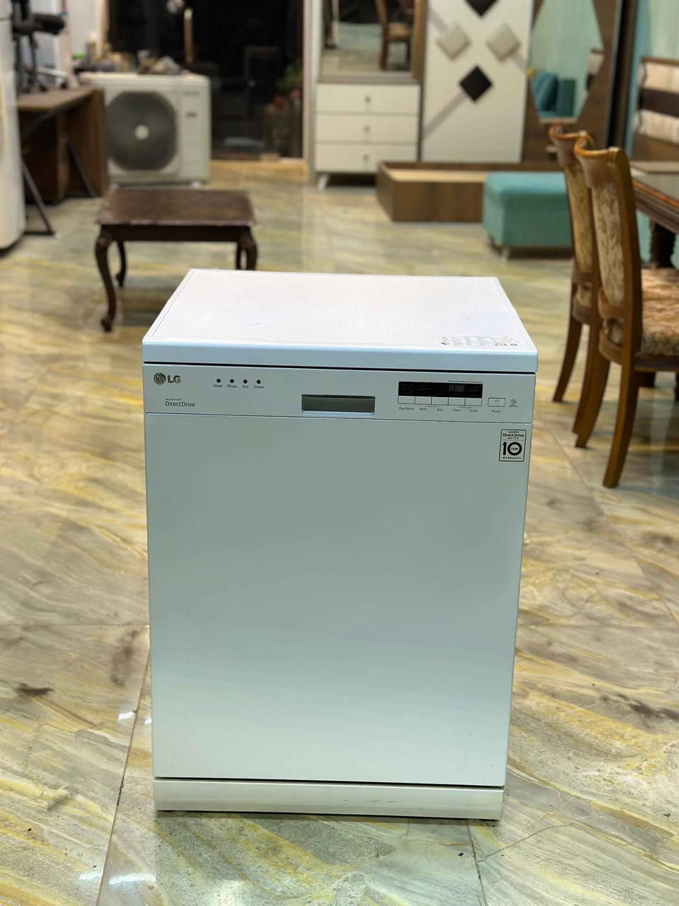 غسالة صحون ماركة الجي كوري اصلي نظيفة جدا 🌹🌹🌹🌹
السعر 250الف 🔥🔥🔥
موصل الجانب الايسر /حي المثنى 
🌿🌿🌿
الشارع المقابل لمنتزه المثنى
✅شارع عمارة النخيل 
✅وماكس جيم 
✅وازياء النمور 

داخل الفرع بالنزول قرب كراج  غسل السيارات   

(منزلي) لبيع الاثاث المستعمل 
متواجدون من الساعة ال 1ظهرا الى 8مساءا https://maps.app.goo.gl/BFTrpaanCHgXHP4H6?g_st=afm موصل, نينوى


**إذا كنت صاحب هذا الإعلان وتريد حذفه لأي سبب، رجاءا أرسل رسالة إلى الدعم الفني**