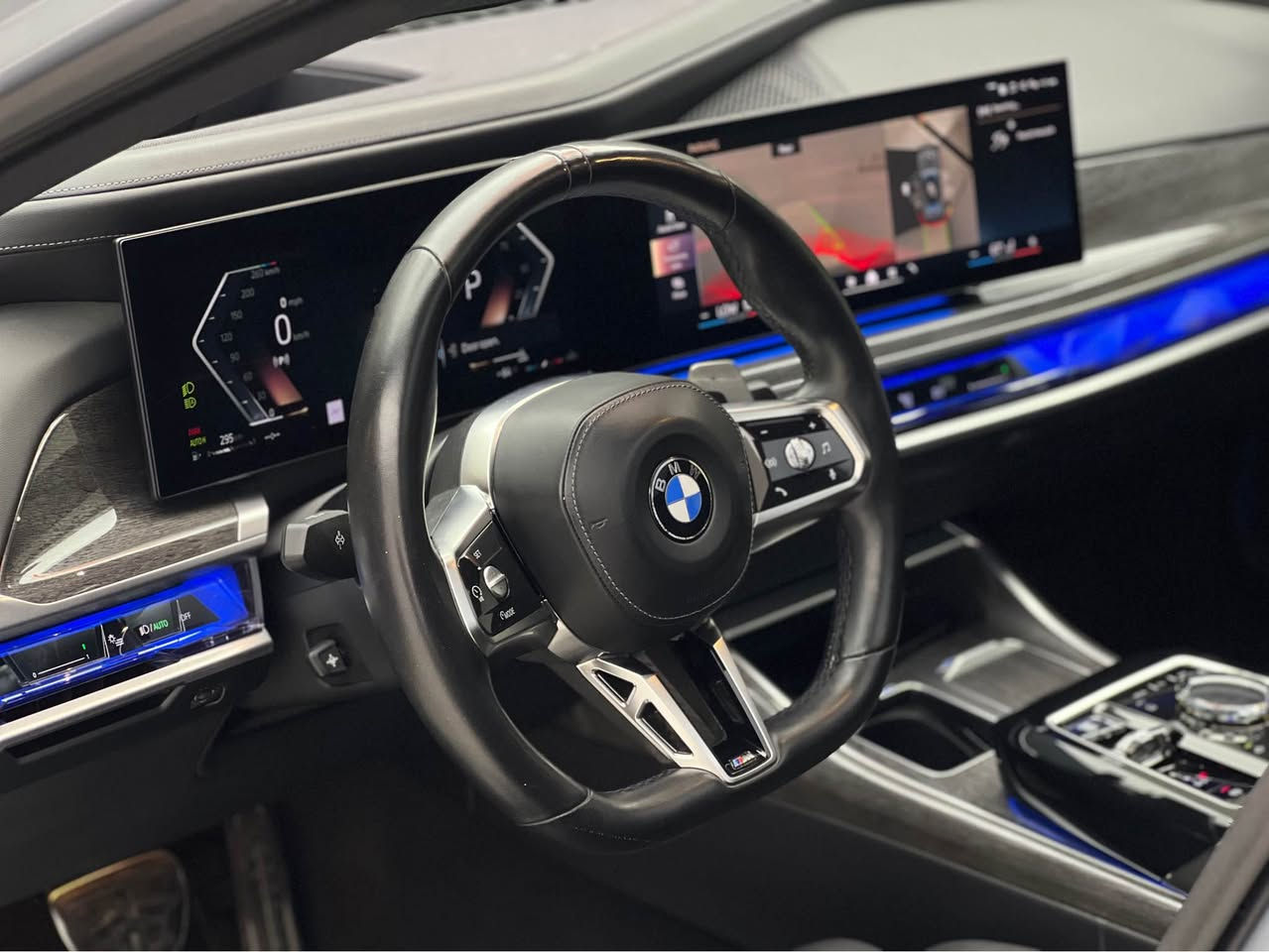 اليخت الالماني🔥🔥 
⚜️BMW 740i X-drive 2024⚜️
بي ام دبليو ٧٤٠ اكس درايف ٢٠٢٤
كلين تايتل 

مواصفات: 
(خمس كامرات-عرض معلومات علي الزجاج الامامي-مقاعد جلد و تدفئة و تبريد-سقف بانورامي-اربع انظمة قيادة-مقاعد خزن ميموري-ناظور ليلي)

مكينة ٦سلندر+توربو حجم ٣.٠لتر
ماشية 31,000 ميل فقط و بحالة جداً ممتازة 

السيارة كلين مكفولة كفالة عامة
رقم كاتي تترقم شمالي
مكفولة من كير و محرك و كهربائيات

و ب سعر(735$) ورقة و بيها مجال للطيبين

مكان السيارة

دهوك -معرض ارشف R-Shev
رقم51 من معارض التيرمينال 

***********
*********** دهوك, العراق
