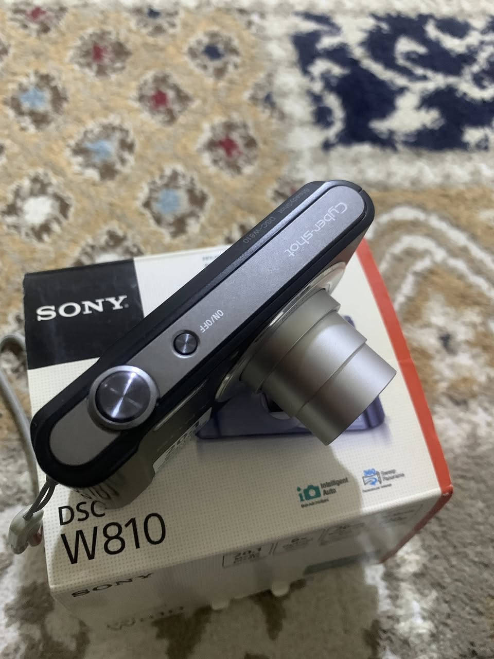 Sony Cyber-Shot DSC-W810 

In original box ✅
With original catalogue ✅
With original battery ✅
With original Charger & adapter ✅
Excellent condition like new ✅


**إذا كنت صاحب هذا الإعلان وتريد حذفه لأي سبب، رجاءا أرسل رسالة إلى الدعم الفني**