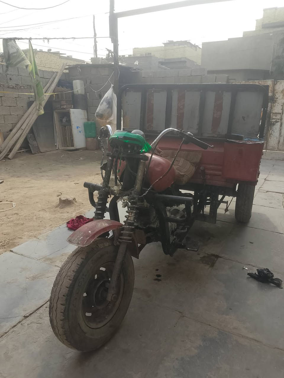 للبيع سعر 400 لف مكان حي الرحمه الشماعيه ***********
