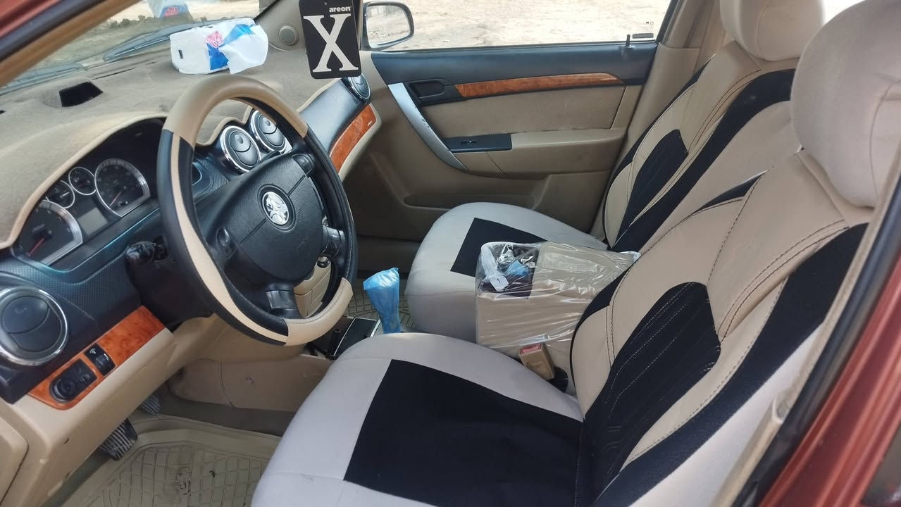 سياره افيو للبيع موديل 2011 وارد امريكي مكينه مسكر 
السعر 46 ورقه وبيهه مجال  دواخل السياره حلوه صاج 
 مكينه گير نضيفات و حداديه امامي خلفي توني شادهه تخم تاير كهربائيات شاشه فووول  تاخذهه كبل للشارع السياره مصبوغه عام تغير لون  رقم انكليزي بغداد بسمي سنويه لل نهاية 2026 شرط التحويل مكاني الديوانيه للاستفسار
***********
