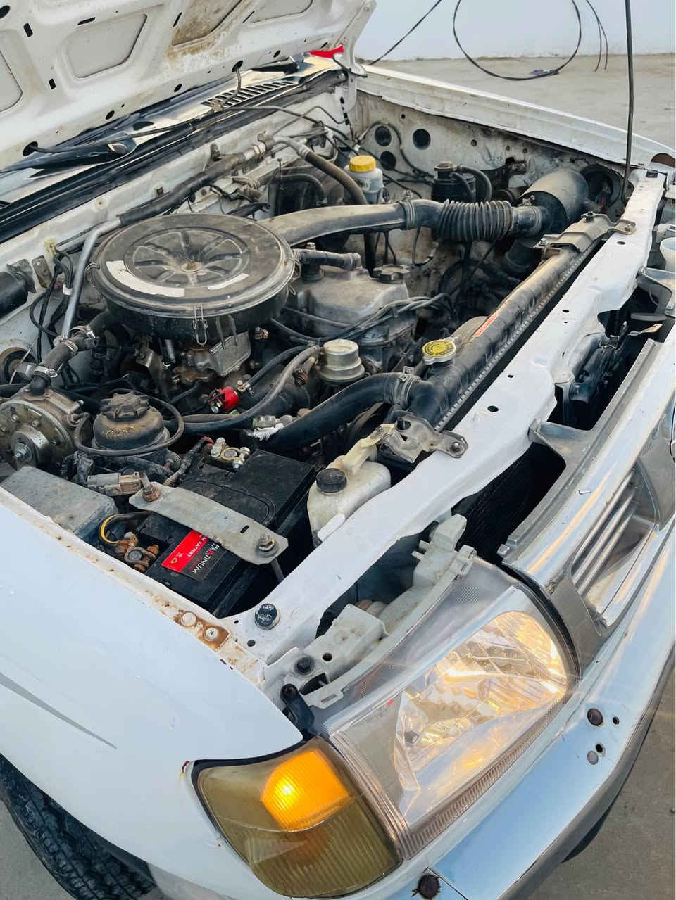 نیسان مۆدیل2004 رەقەم هەولیر تحویل اسڵ سبوخ عامە لەبەر ئەوەی بۆیاخی هەڵیداوە بەڵا هەیکلی جوانە تیکمەو ناو دەرکەی هیچی پیوە نیە تەبریت و پاوەرە گێڕو مەکینەو تەبریتی بەشەرت چوار تاتەی نویێ لە بنە توندو تۆڵەو بێ مسرەفە چرکەی تیانیە سحری75مجال شوین کۆیە ژم*********** كويسينجاك, أربيل
