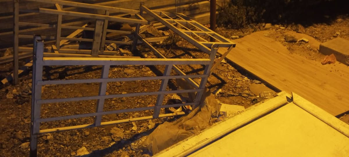 سلام عليكم محجر لبيع نضيف اي كسر ما بي مكان بغداد البلديات رقم الهاتف ***********
